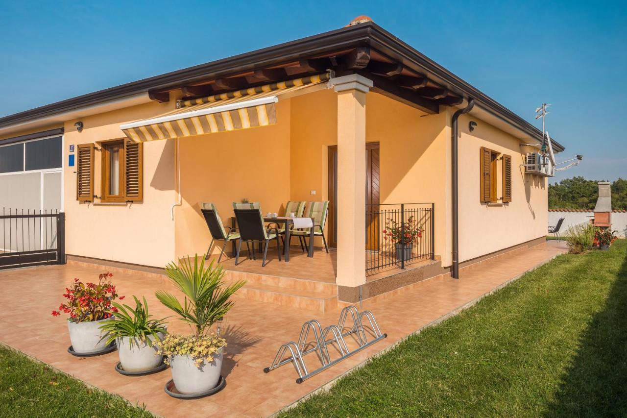 Villa Gracia Sveti Lovreč Pazenatički Εξωτερικό φωτογραφία