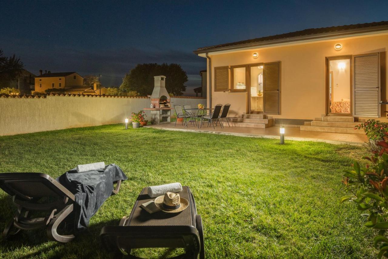 Villa Gracia Sveti Lovreč Pazenatički Εξωτερικό φωτογραφία