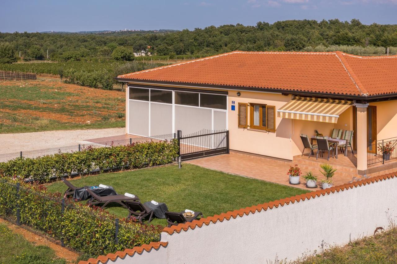 Villa Gracia Sveti Lovreč Pazenatički Εξωτερικό φωτογραφία